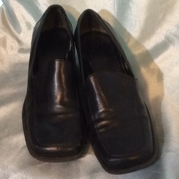 Black Enzo Angiolini shoes, gently used, 7 1/2 M - Picture 2 of 8